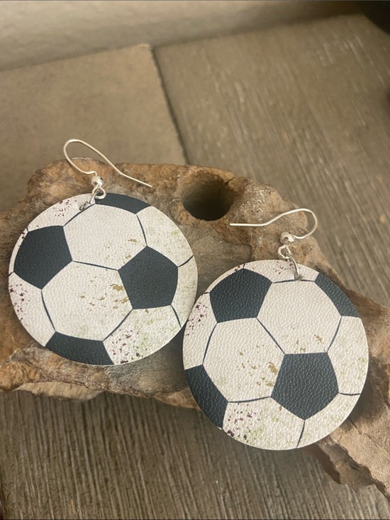 Handmade Jewelry - 5/$10❤️❤️❤️⚽️⚽️⚽️NEW Handmade Soccer Ball Earrings